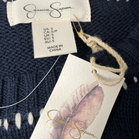 Jessica Simpson Game Day Boxy Crop Sweater - Picture 4 of 6